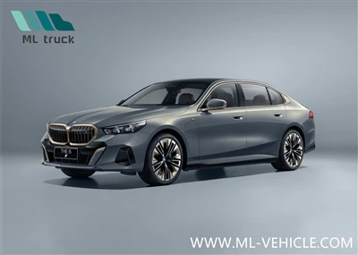 2023 München Auto Show Speisialta: BMW I5