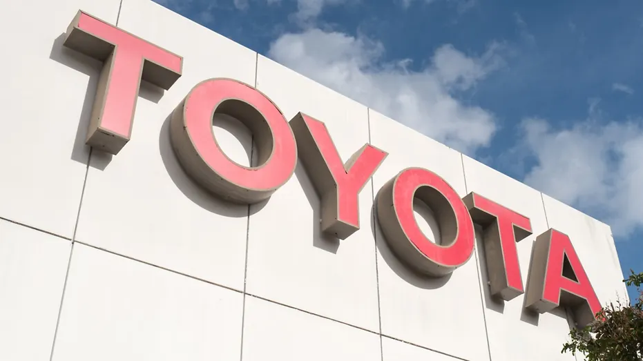 Toyota chun $1.3 Billiún a Infheistiú sna Stáit Aontaithe Chun Táirgeadh Feit...